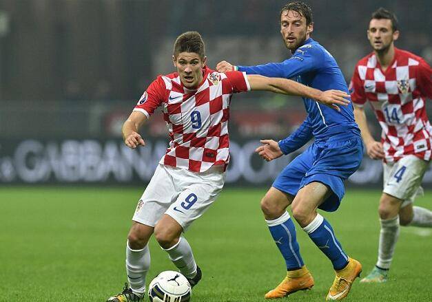 关于克罗地亚险胜乌克兰，晋级欧预赛八强的信息