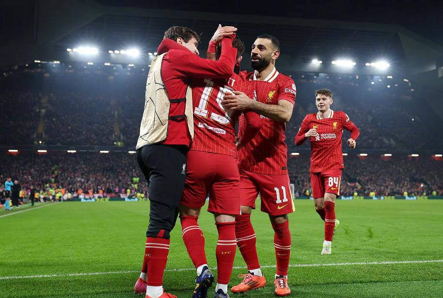 包含阿森纳赛前列队欢迎国米，尊重对手尽显风度！的词条